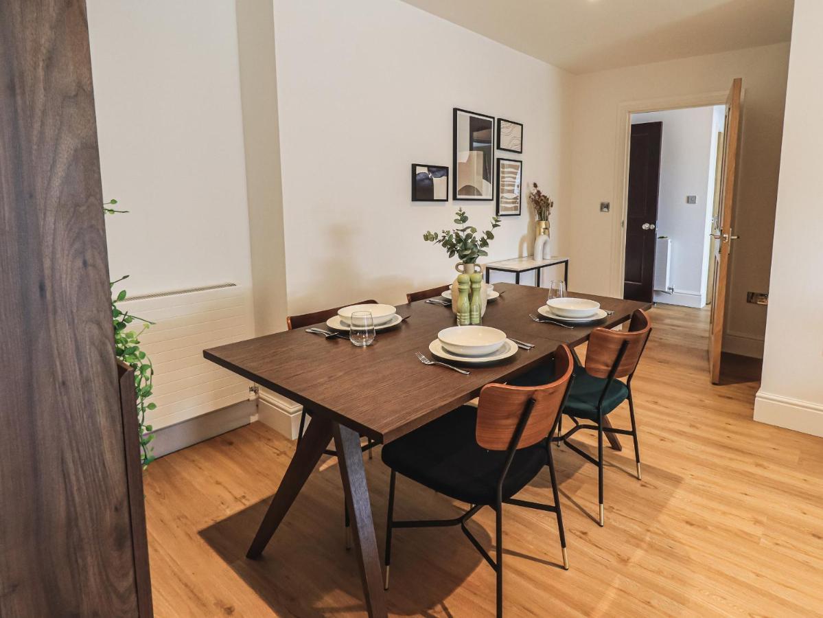 The Mabel Suite Stone Cross Mansion 울버스톤 외부 사진