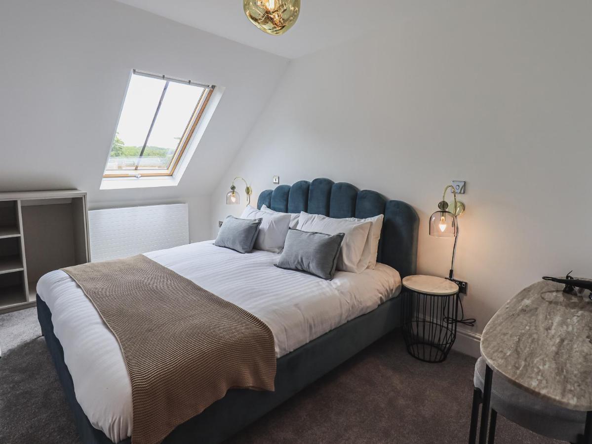 The Mabel Suite Stone Cross Mansion 울버스톤 외부 사진